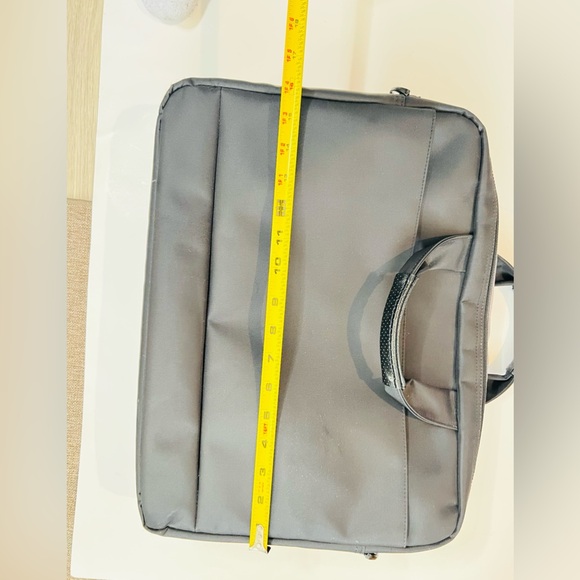 Brinch BW-205 laptop messenger bag **No shoulder strap - Picture 6 of 7